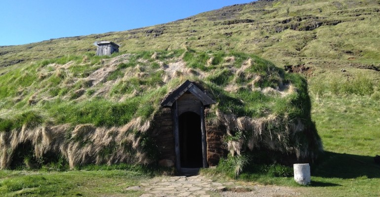 Stone Grinder – Eiríksstaðir, Iceland