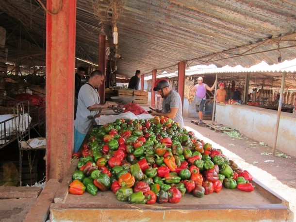 Morning Market - Camagüey, Cuba2