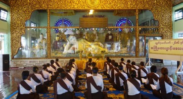 Buddhist Chanting at Shwedagon Pagoda – Yangon, Myanmar