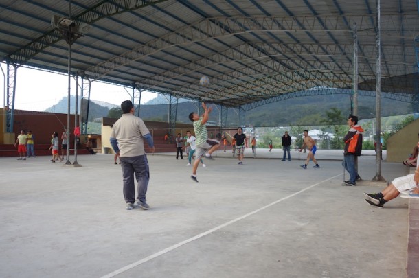 Volleyball Game – Mindo, Ecuador2