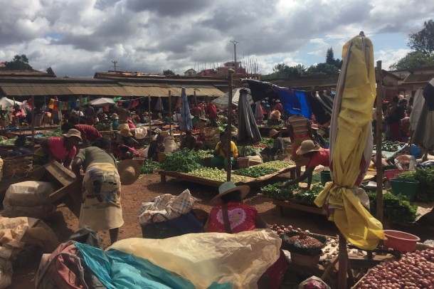 Morning Market – Ambalavao, Madagascar2
